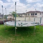 Assembling a Trampoline